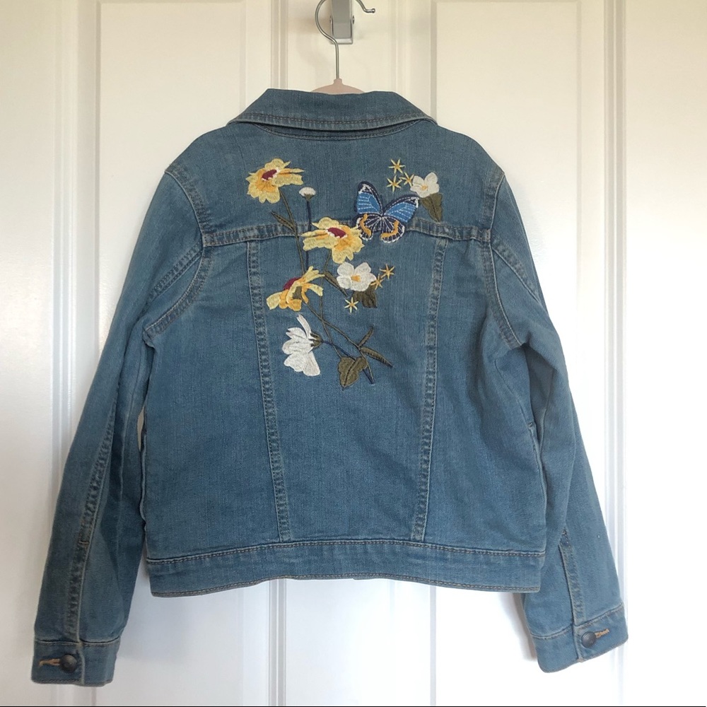 NWOT Girls Embroidered Denim Jacket